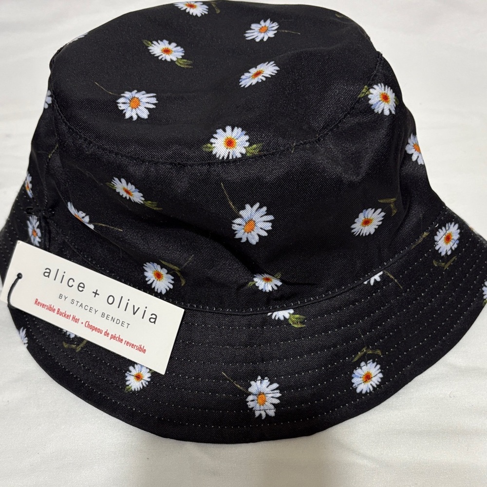 Alice + Olivia Black Floral Bucket Hat